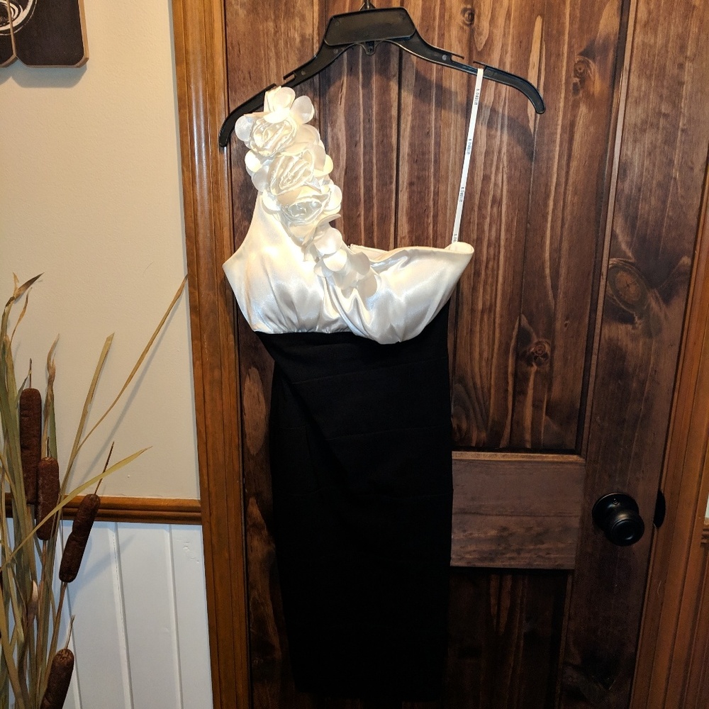 Super cute cocktail dress